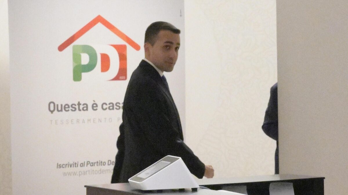 Di Maio, con che faccia dai lezioni di credibilità?