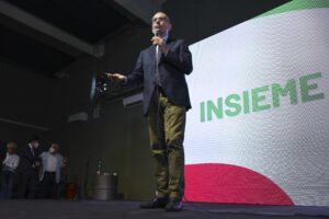 Il Pd blandisce i prof ma in dieci anni non li ha mai premiati