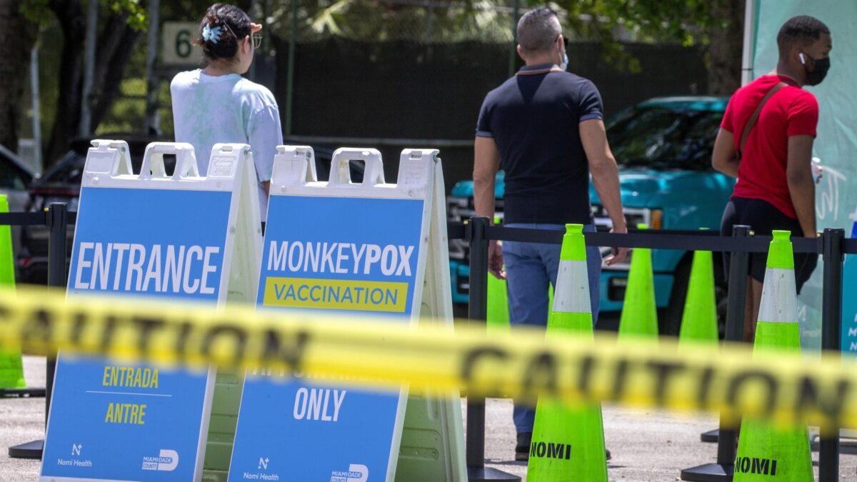 Statistiche choc sul monkeypox: «Il 41% dei pazienti ha anche l’Hiv»