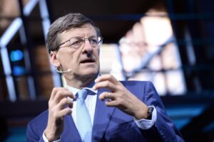 Spazio: Colao non si ferma, le nomine all’ultimo minuto