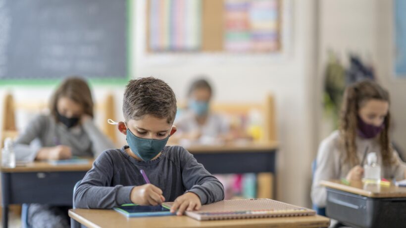 Accanimento Covid: a scuola con l’etichetta respiratoria