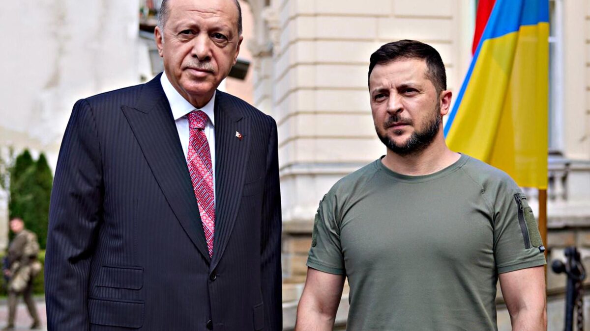 Erdogan apparecchia la tavola a Mosca e Kiev