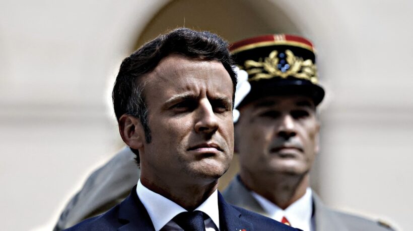 Meno ius soli, più educazione militare. Macron rimette in riga le ex colonie