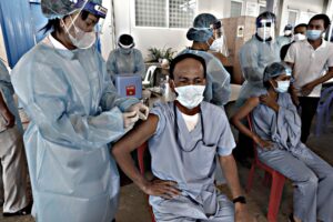 La Cambogia adotta Speranza: sei dosi a tutti