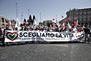 Sì, sulla vita stavolta si vota. La destra abbia coraggio