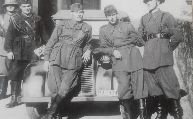 Un reparto mobile della Polizia dell'Africa Italiana. (archivio Polizia di Stato)