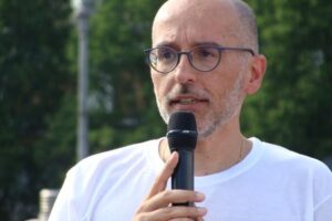 «La nostra richiesta ai partiti: abolite l’obbligo di vaccinarsi»