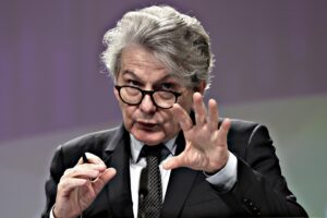 L’Ue nuoce gravemente alla democrazia