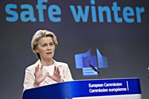 Decide la Ue se possiamo usare la lavatrice o no