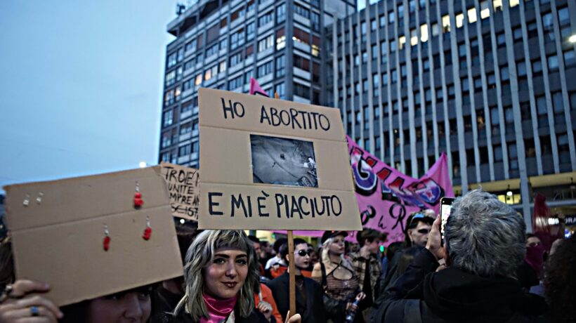 L’idolatria abortista non vuole più diritti: cerca di cancellarli