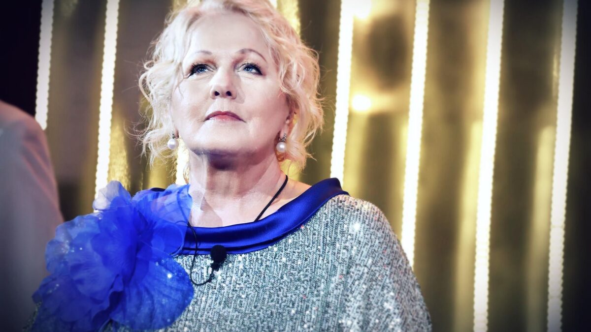 Katia Ricciarelli: «Sono femminile, non femminista. Il nuovo governo ci dia meno tasse»
