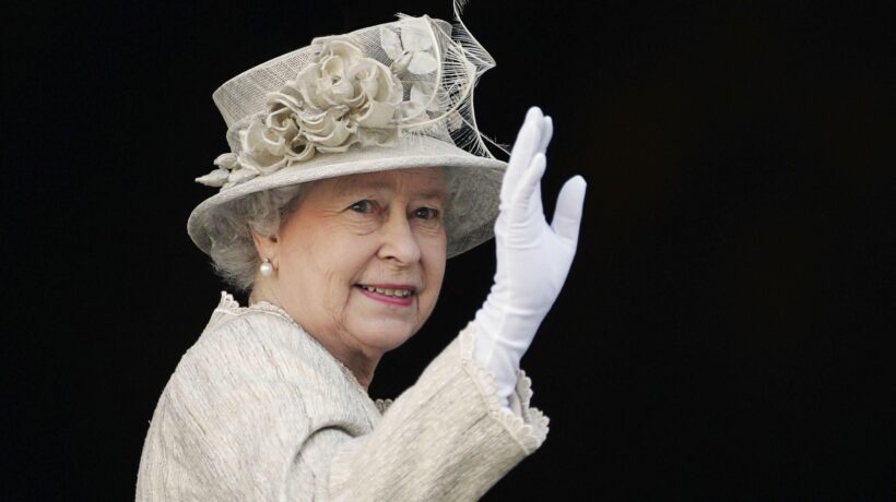 I figli al capezzale della Regina Elisabetta