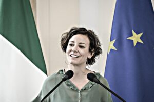 Saranno intelligenti, ma scrivono coi piedi