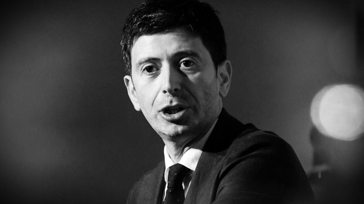 L’esproprio di Speranza dentro l’Aiuti bis: vuole 3,6 miliardi dalle aziende