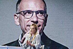 Meloni: «La sinistra si dissoci dai comunisti»