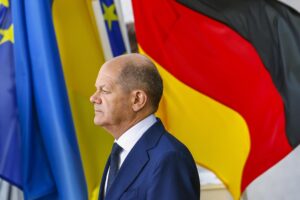 La Germania aiuta aziende e bollette. Noi no e diventeremo terra di saldi