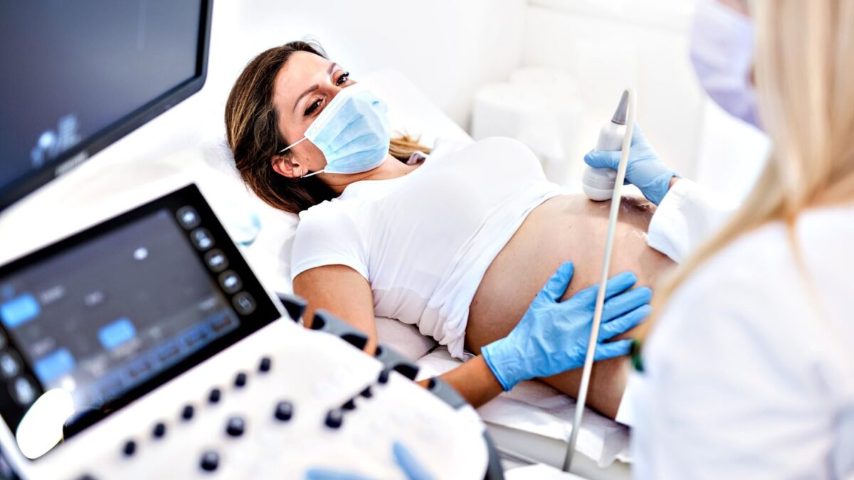 Non abortire è un diritto. Vogliono negarlo