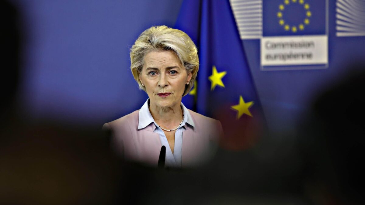 Pronto il piano von der Leyen. Razionamenti obbligati, tasse e tetti a prezzi e ricavi