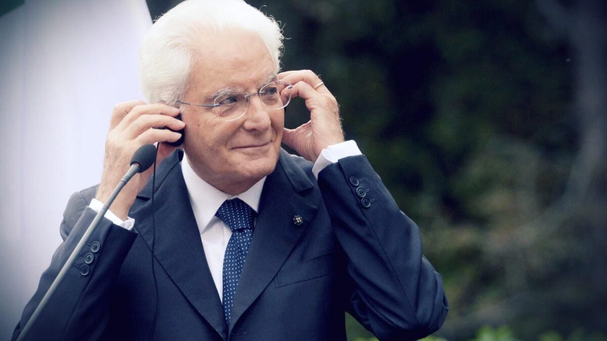 Mattarella aizza la retorica del sacrificio
