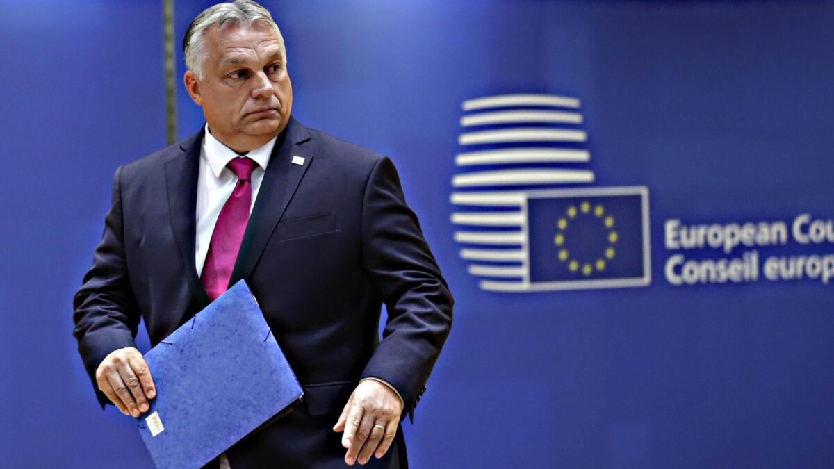 Offensiva Ue: 7,5 miliardi di «multa» a Orbán