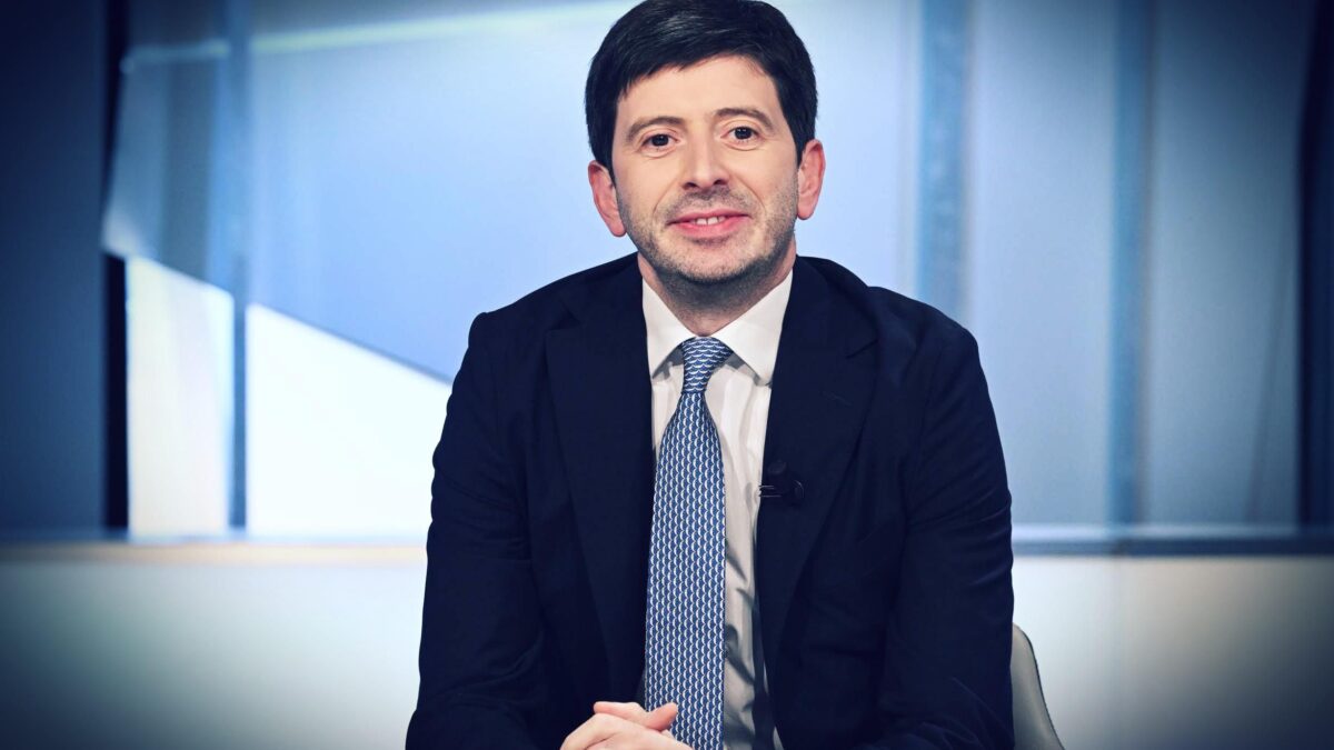 Il mondo archivia la pandemia. Speranza resta aggrappato al virus