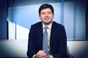 Il mondo archivia la pandemia. Speranza resta aggrappato al virus
