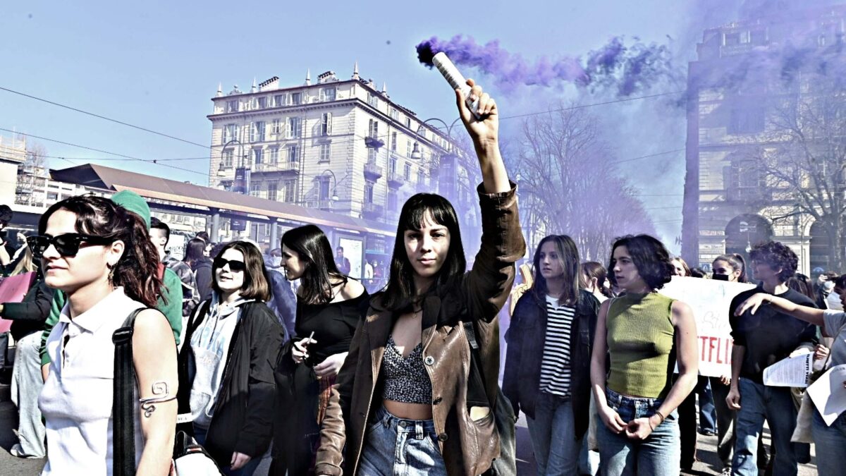 Greta & C. ci hanno ridotto al verde. E vengono anche a farci la morale
