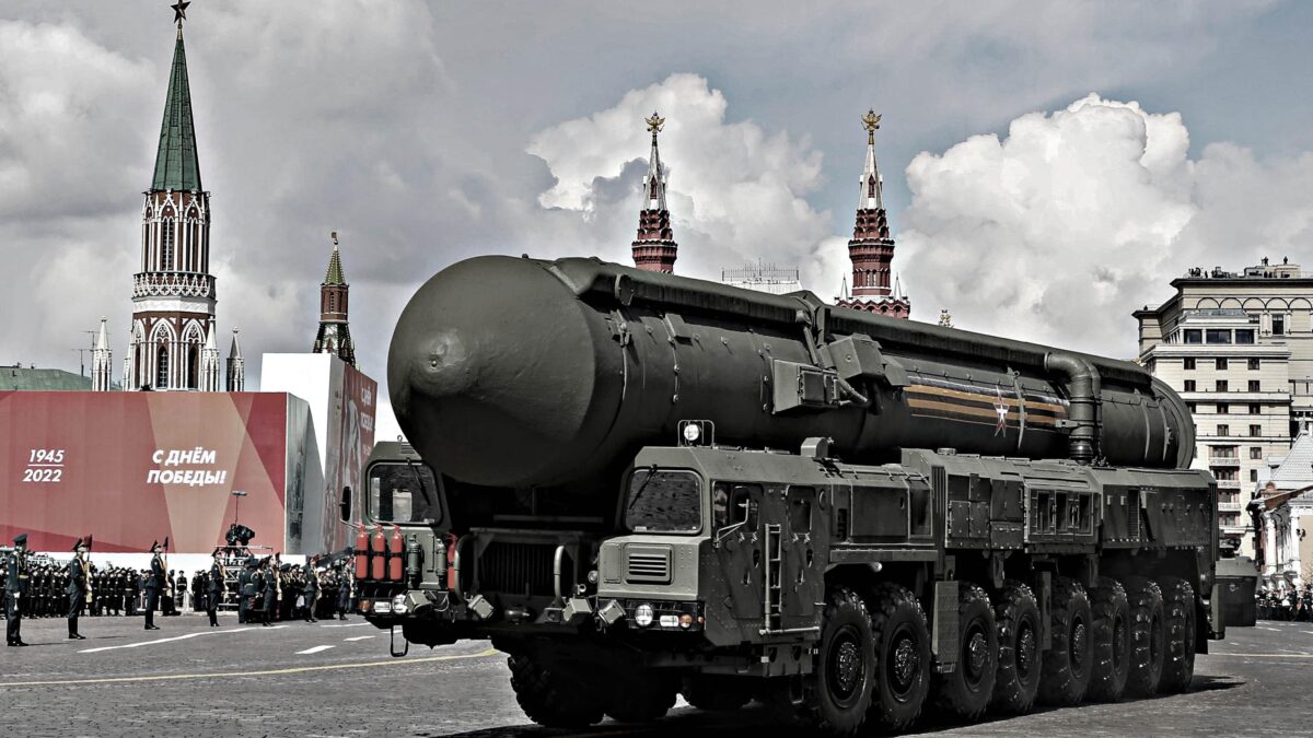 Tu pensa, scoprono che Putin ha l’atomica