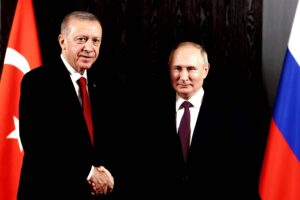 Turchia: «Putin pronto a negoziare». Ungheria, referendum sulle sanzioni