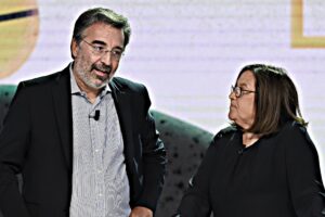 La Brigata mezzobusto va alla guerra. In Rai preparano la trincea anti Fdi