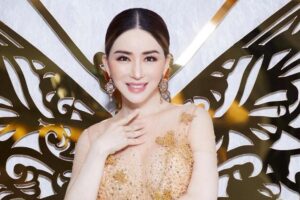 Il nuovo padrone è un trans. Per Miss Universo è l’ora di far crescere i baffi