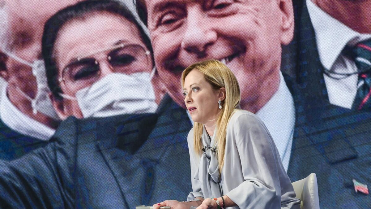 Il Cav ha fatto un favore a Giorgia