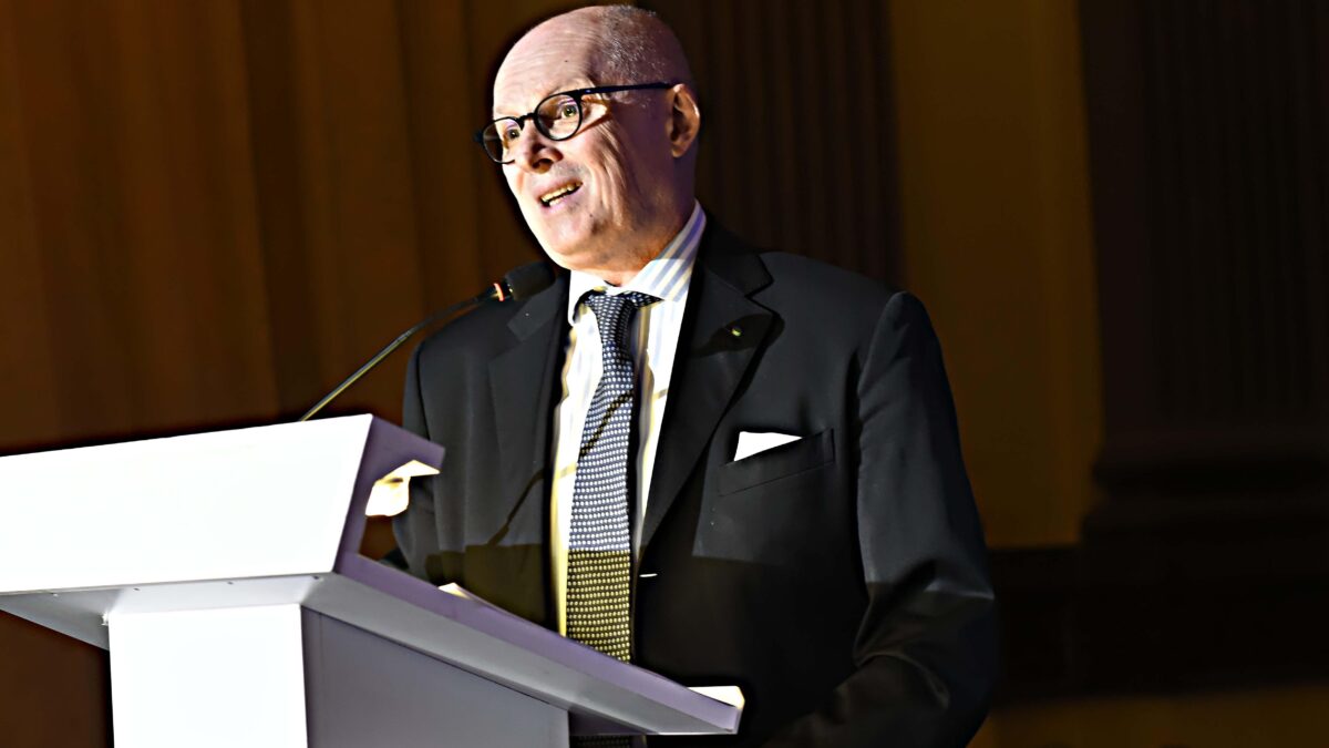 La sinistra farà opposizione a colpi di Covid
