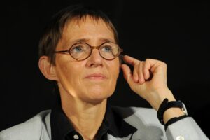 «La medicina è ammalata. Si fermi subito la follia di obblighi e green pass»