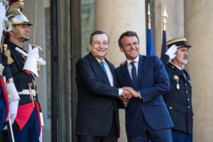 Forse c’è un Trattato da rivedere