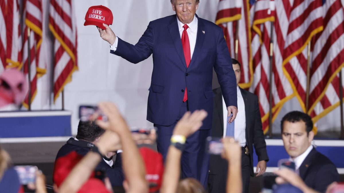 Trump: negoziati subito tra russi e ucraini