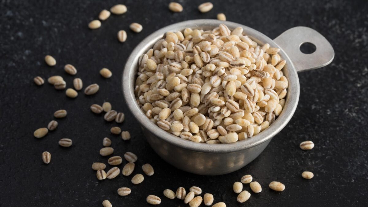 Da tisana d’Ippocrate agli chef stellati: la nuova vita dell’orzo