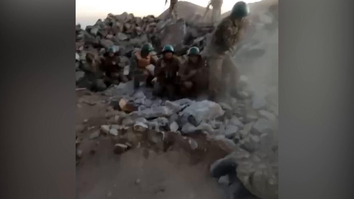 Il video dei soldati azeri che giustiziano prigionieri armeni indifesi