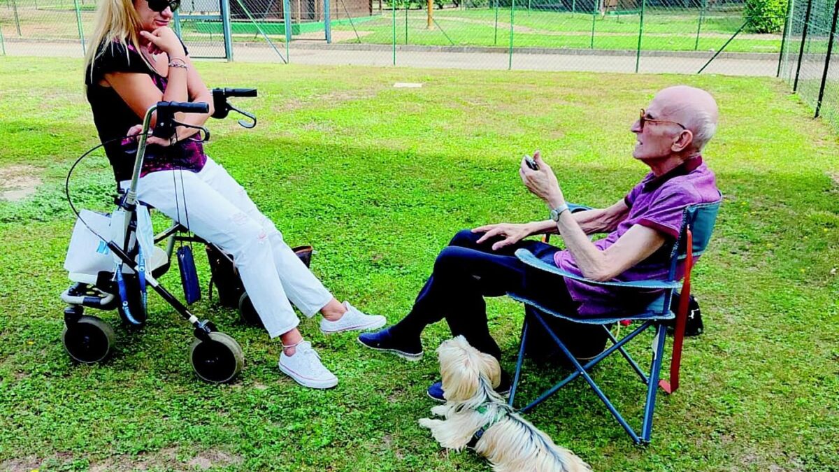 Invalido sbattuto fuori dalla Rsa perché la figlia è senza green pass