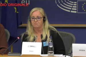 Giallo sull’audio distorto all’audizione Pfizer