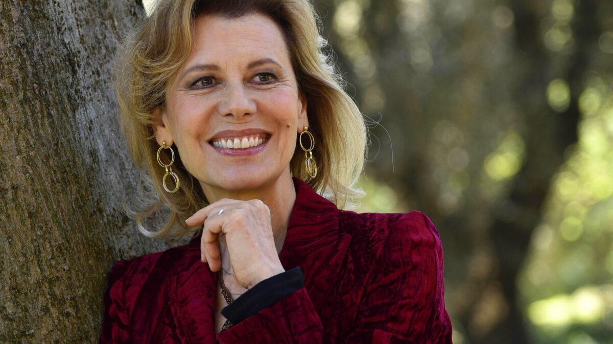 Daniela Poggi: «Col cinema indago i social per capire se vogliamo essere o solo apparire»