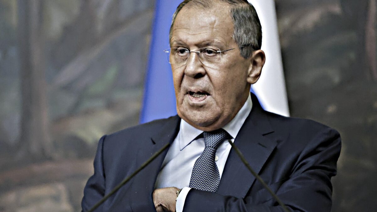 Lavrov apre a Biden, Zelensky chiude a Putin