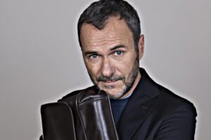 «Vincenzo Malinconico – Avvocato di insuccesso», la Rai presenta la sua serie tv