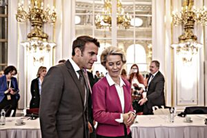 Occhio a fare i pupilli di Ursula e Macron. L’Europa va cambiata