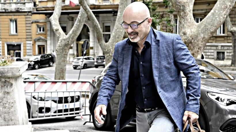 Cingolani, consulente-badante, al vertice Ue con Fratin