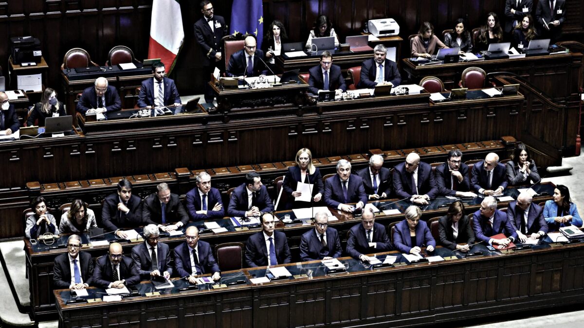 La Meloni detta l’agenda economica. Parità con lo Stato, sovranità, dignità