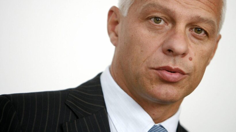 Un ex 007 comunista al fianco dei pm del caso Eni