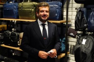 «Carpisa lancia una linea con Pininfarina»