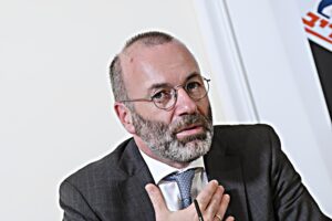 Dal Ppe mano tesa a Giorgia sugli immigrati