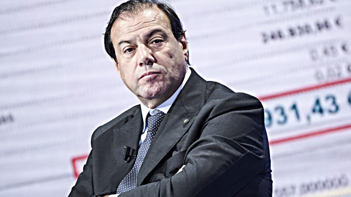 Sigarette, accise su di 20 centesimi. Spettro contributo di solidarietà